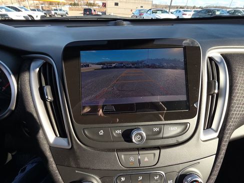 Used 2025 Chevrolet Malibu LT image 22