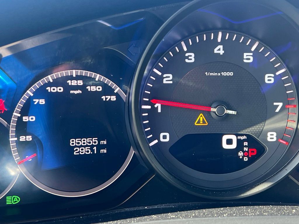 Used 2019 Porsche Cayenne AWD/4WD image 13