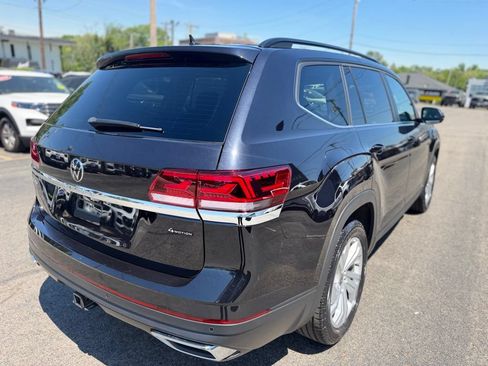 Used 2023 Volkswagen Atlas SE w/ Panoramic Sunroof Package AWD/4WD image 10