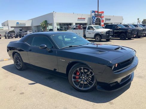 Certified 2021 Dodge Challenger R/T Scat Pack w/ Driver Convenience Group RWD image 1