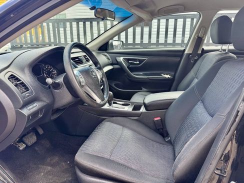Used 2016 Nissan Altima 2.5 S w/ Power Driver Seat Package FWD image 8