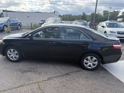 Used 2007 Toyota Camry LE FWD image 11