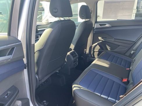 New 2025 Volkswagen Taos SEL AWD/4WD image 56