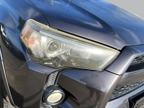 Used 2016 Toyota 4Runner SR5 RWD image 26