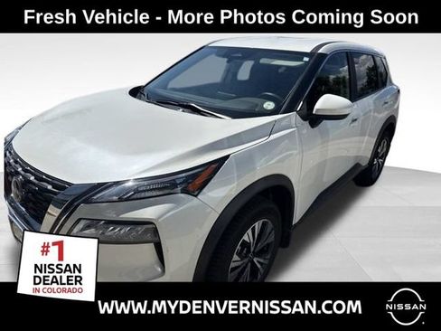 Used 2023 Nissan Rogue SV AWD/4WD image 1
