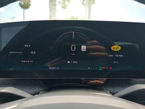 Used 2024 Lucid Air Pure RWD image 31