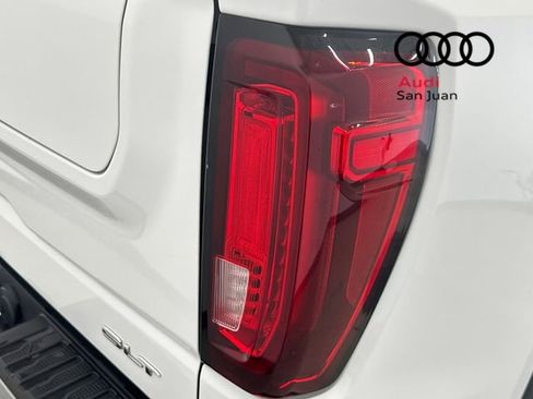 Used 2021 GMC Sierra 1500 SLT image 12