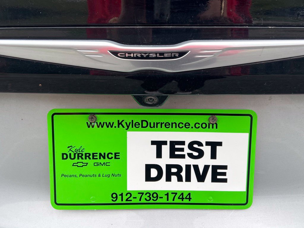 Used 2024 Chrysler Voyager LX FWD image 7
