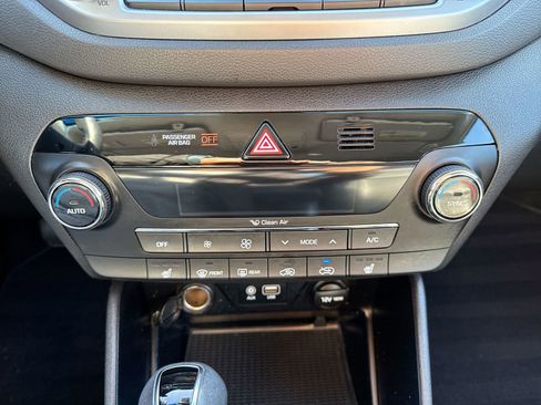 Used 2018 Hyundai Tucson SEL Plus image 19