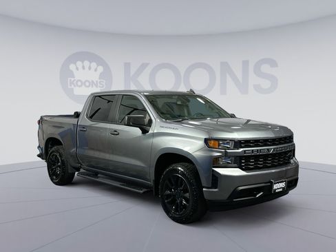 Used 2021 Chevrolet Silverado 1500 Custom w/ Safety Confidence Package image 10