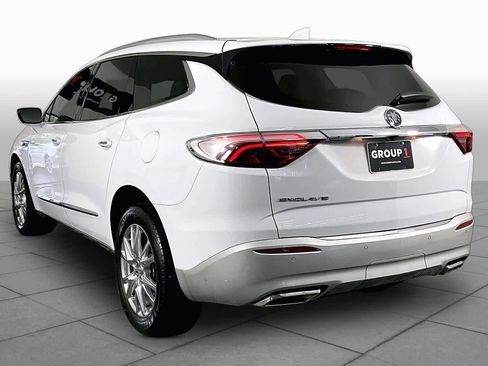 Certified 2023 Buick Enclave Essence w/ Experience Buick Package FWD image 11