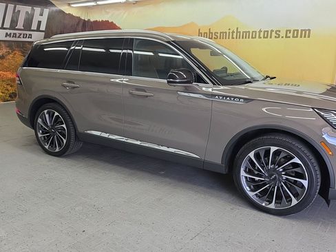 Certified 2025 Lincoln Aviator Reserve w/ Equipment Group 201A AWD/4WD image 21
