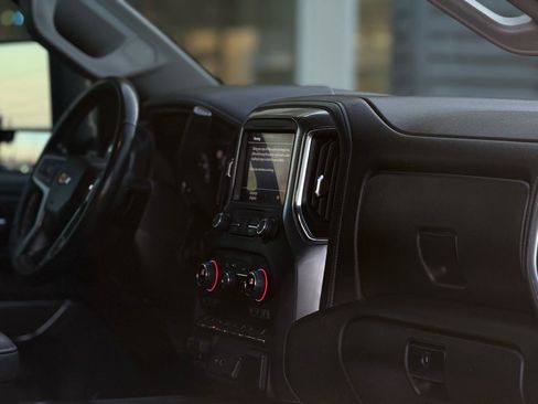 Used 2021 Chevrolet Silverado 2500 LTZ w/ LTZ Premium Package AWD/4WD image 15