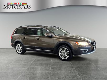 Used 2016 Volvo XC70 T5 Premier w/ Proximity Package