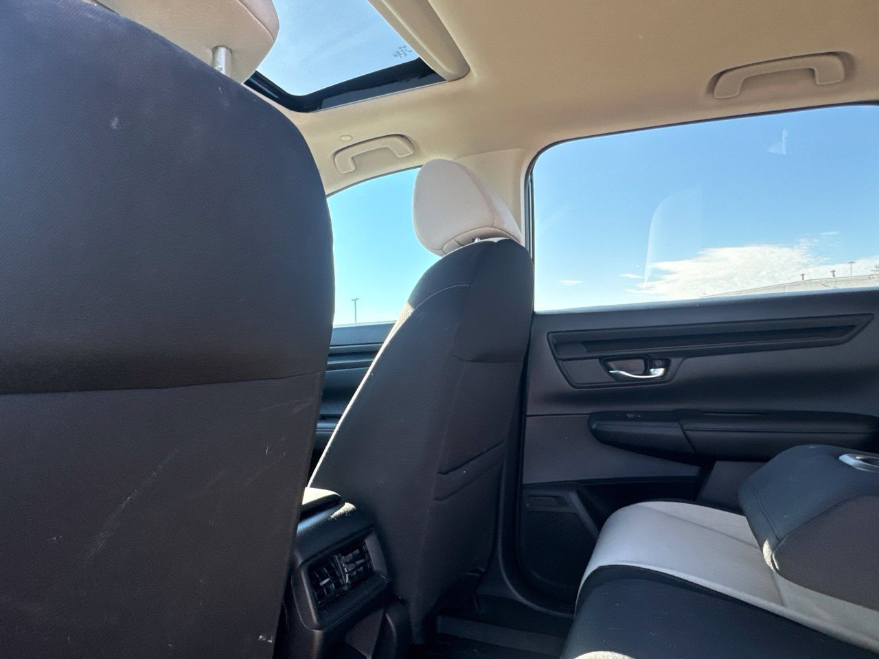 Used 2025 Honda CR-V EX image 38