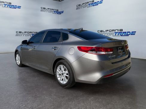 Used 2018 Kia Optima LX image 7