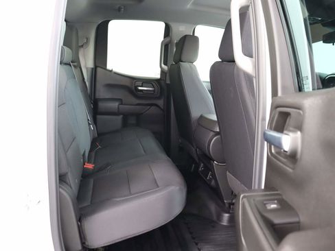 Certified 2025 Chevrolet Silverado 1500 W/T image 17