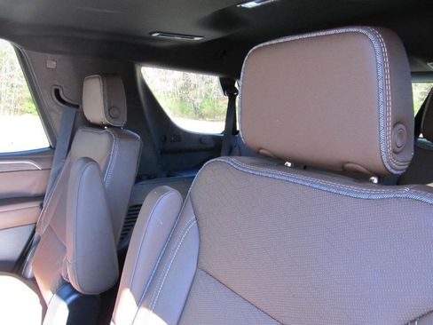 Used 2023 Chevrolet Tahoe High Country image 27