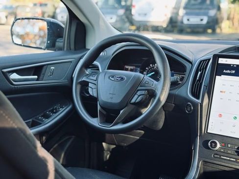 Used 2022 Ford Edge SE w/ Black Appearance Package image 21