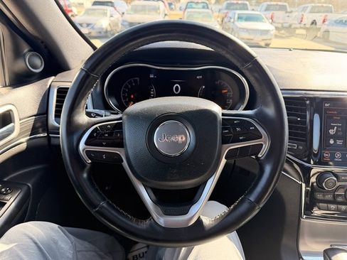 Used 2020 Jeep Grand Cherokee Limited image 21