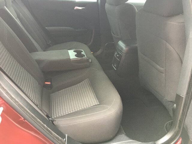 Used 2023 Dodge Charger SXT w/ Blacktop Package AWD/4WD image 21