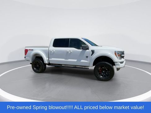 Used 2022 Ford F150 XLT w/ Equipment Group 302A High AWD/4WD image 9