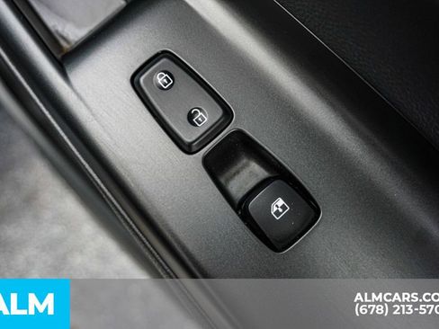 Used 2023 Hyundai Kona Limited image 54