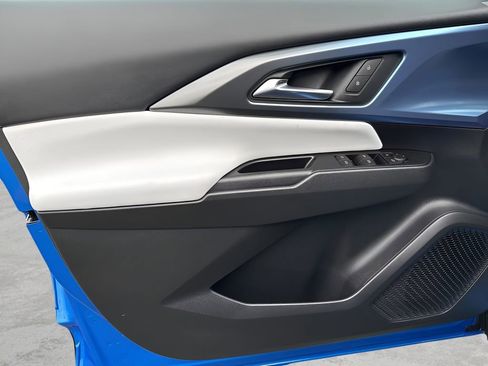 New 2026 Chevrolet Equinox EV LT image 20