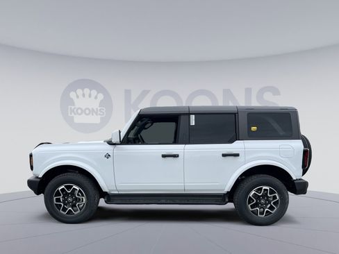 New 2026 Ford Bronco Outer Banks AWD/4WD image 2