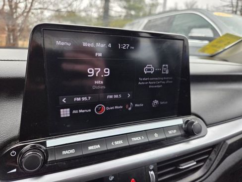 Used 2023 Kia Forte LXS image 10