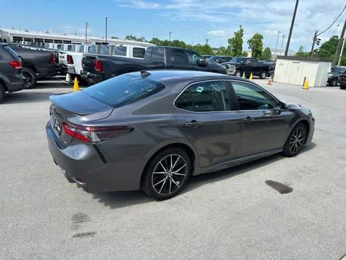 Used 2023 Toyota Camry SE FWD image 24