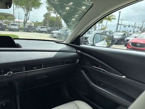 Used 2023 MAZDA CX-30 AWD 2.5 S w/ Preferred Package image 15