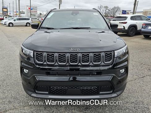 New 2026 Jeep Compass Latitude image 2