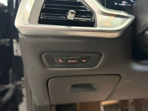 Used 2026 BMW X6 xDrive40i w/ Climate Comfort Package AWD/4WD image 12