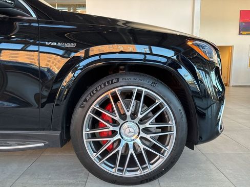 New 2025 Mercedes-Benz GLS 63 AMG 4MATIC image 11