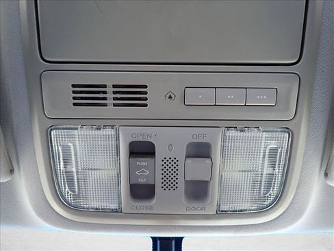Used 2011 Honda Accord EX-L image 14