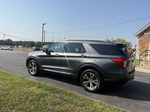 Used 2020 Ford Explorer Platinum w/ Premium Technology Package AWD/4WD image 28