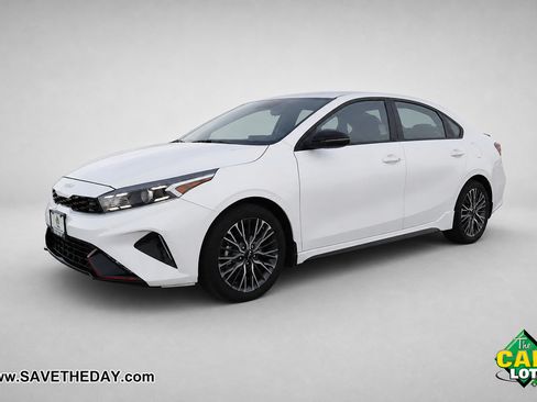 Used 2023 Kia Forte GT-Line FWD image 4