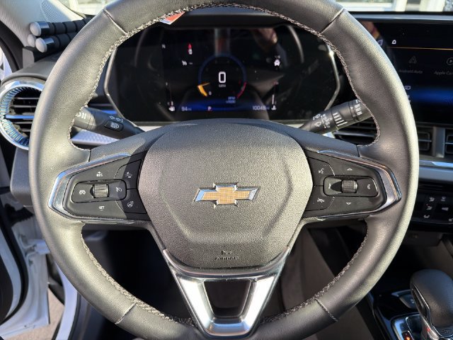 Used 2024 Chevrolet Trax LT w/ Driver Confidence Package FWD image 23