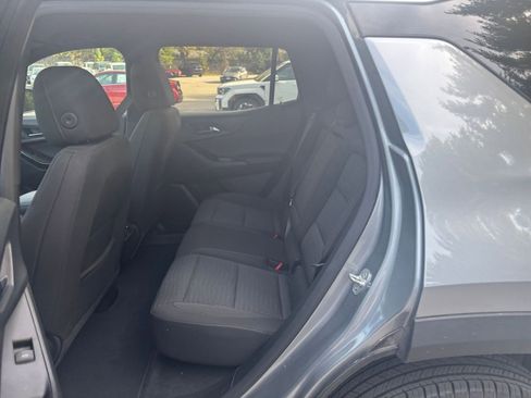 Used 2025 Chevrolet Equinox LT image 23