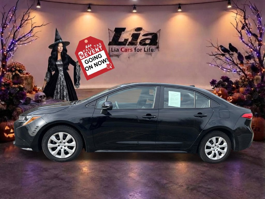 Used 2025 Toyota Corolla LE FWD image 7