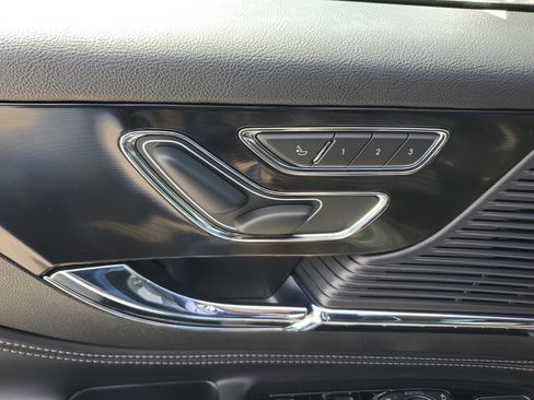 Used 2021 Lincoln Corsair FWD w/ Equipment Group 101A image 28