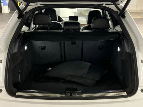 Used 2018 Audi Q3 2.0T Premium Plus w/ Premium Plus Package image 36