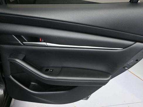 Used 2020 MAZDA MAZDA3 Sedan w/ Select Package FWD image 29