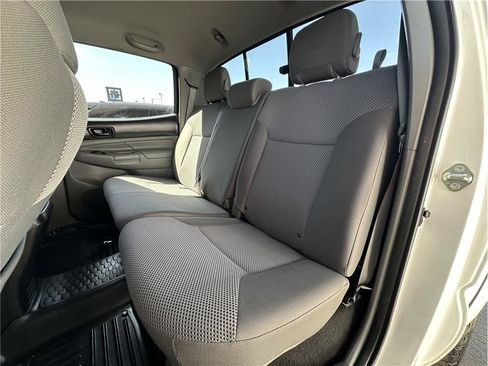 Used 2014 Toyota Tacoma 4x4 Double Cab w/ TRD Off-Road Package image 16