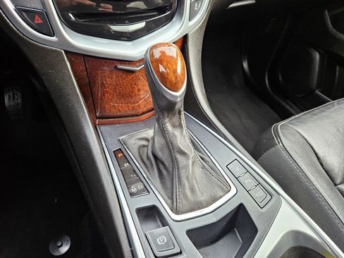 Used 2015 Cadillac SRX Luxury w/ Driver Awareness Package image 23