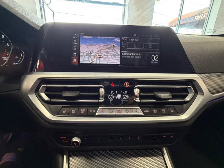 Used 2022 BMW 330i Sedan w/ M Sport Package RWD image 52