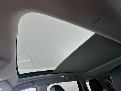 Used 2023 Acura MDX SH-AWD w/ Technology Package image 27