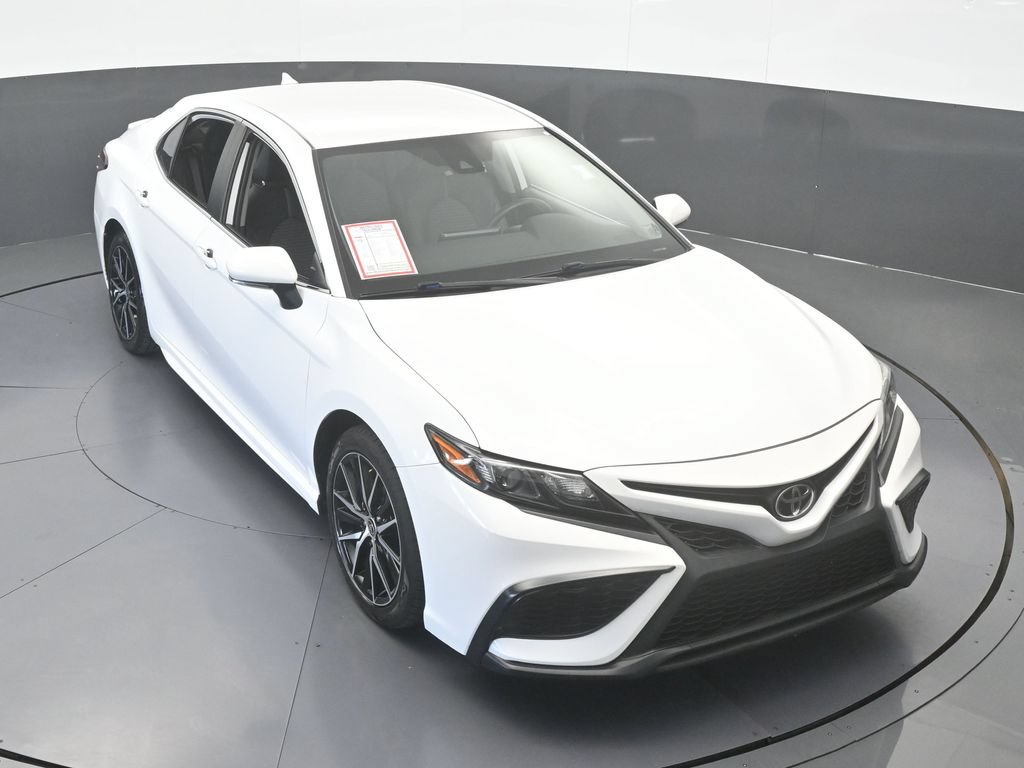 Used 2022 Toyota Camry SE w/ Convenience Package FWD image 54