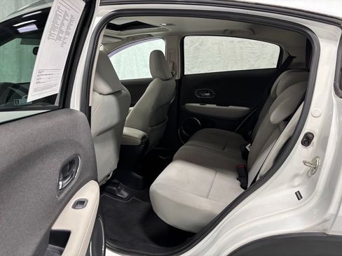 Used 2019 Honda HR-V EX image 41